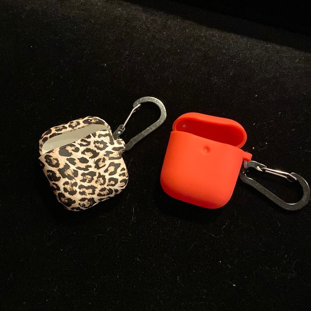 2 Silicone Shockproof Cases for Airpods 1st and AirPods 2nd